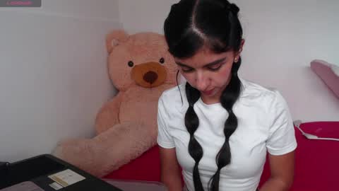 Snapshot of anahibrowns95 chatting on July 16, 5:08 pm Anahi Browns online show from July 16, 5:08 pm
