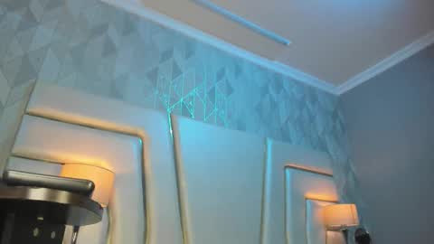 Snapshot of anahisbennett chatting on October 31, 4:57 am Anahis online show from October 31, 4:57 am