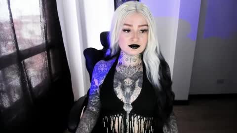 Snapshot of anai_gomez chatting on February 25, 6:39 pm Callme Mistress Ani online show from February 25, 6:39 pm