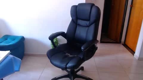 anaids online show from December 1, 8:09 pm