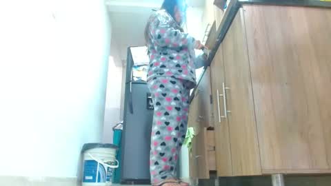 anaids online show from November 23, 3:12 pm