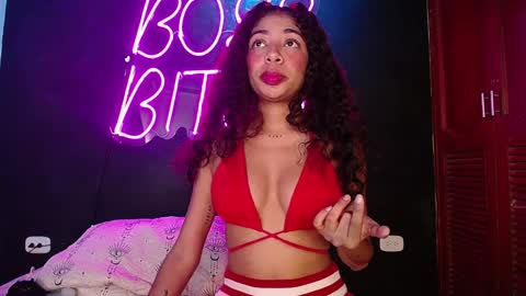 Snapshot of anais__cooper_ chatting on December 2, 9:50 pm anais cooper online show from December 2, 9:50 pm