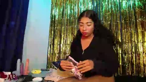 Snapshot of anais__cooper_ chatting on January 14, 10:02 pm anais cooper online show from January 14, 10:02 pm