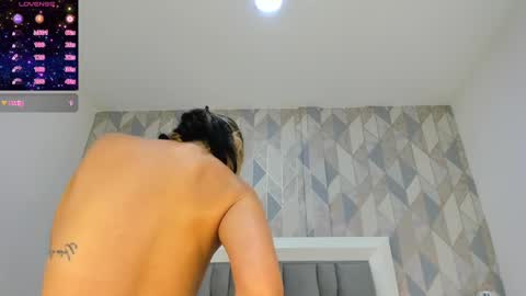   online show from December 28, 11:30 am