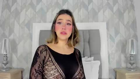   online show from November 1, 11:34 am