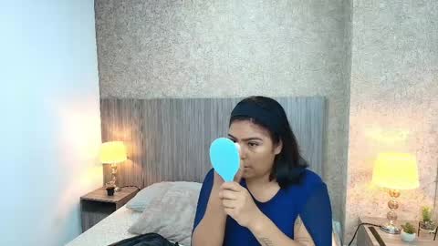 Anais online show from June 1, 11:12 am