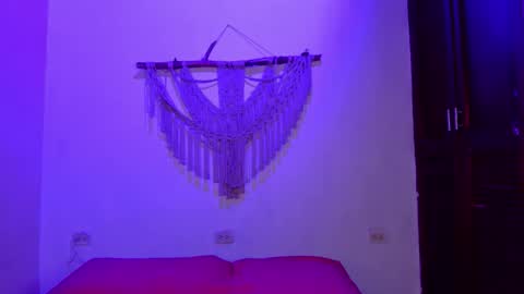 anais_tgn online show from September 30, 7:19 pm