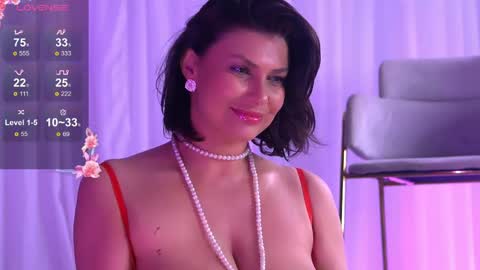 Snapshot of anaisleblanc chatting on April 15, 3:02 am Anais online show from April 15, 3:02 am