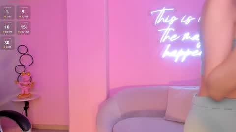 Snapshot of anaisnin1 chatting on January 19, 9:23 pm Anais Nin online show from January 19, 9:23 pm