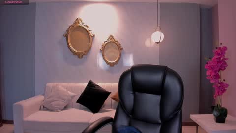 Snapshot of anaisnin1 chatting on February 23, 4:57 pm Anais Nin online show from February 23, 4:57 pm