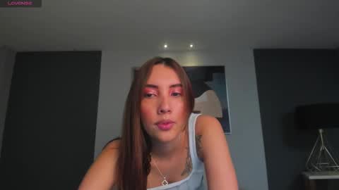 Snapshot of anaisnin1 chatting on December 18, 10:54 am Anais Nin online show from December 18, 10:54 am