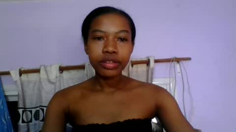 Snapshot of anaissa23 chatting on June 19, 3:22 am anaissa23 online show from June 19, 3:22 am