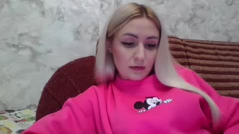 Snapshot of analqueen2024 chatting on December 5, 10:12 am analqueen2024 online show from December 5, 10:12 am