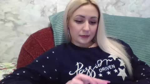 Snapshot of analqueen2024 chatting on January 22, 9:35 am analqueen2024 online show from January 22, 9:35 am