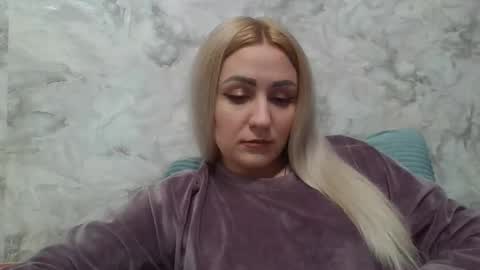 Snapshot of analqueen2024 chatting on October 14, 2:45 am analqueen2024 online show from October 14, 2:45 am