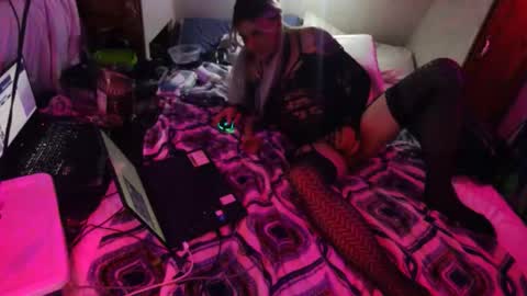 Snapshot of analslut4u2fuck69 chatting on April 26, 12:25 pm analslut4u2fuck69 online show from April 26, 12:25 pm