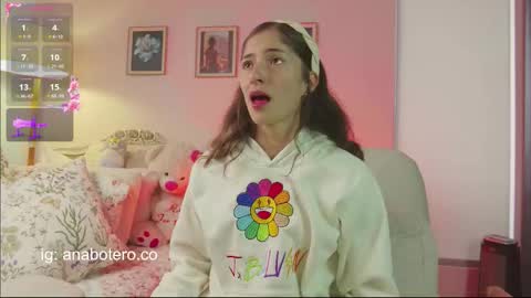 Ana Mara Botero online show from February 19, 8:05 pm