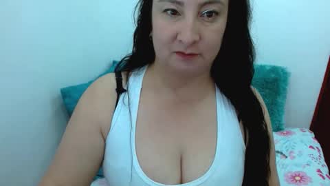 Snapshot of anamaria288 chatting on March 19, 12:31 pm anamaria288 online show from March 19, 12:31 pm