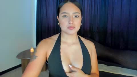 Ann online show from November 12, 6:19 pm