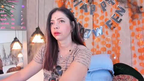 Snapshot of anantaa chatting on October 14, 11:33 am Ananta  online show from October 14, 11:33 am