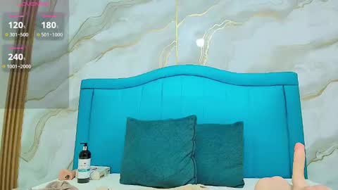 A N A P A U L A online show from October 3, 3:31 pm