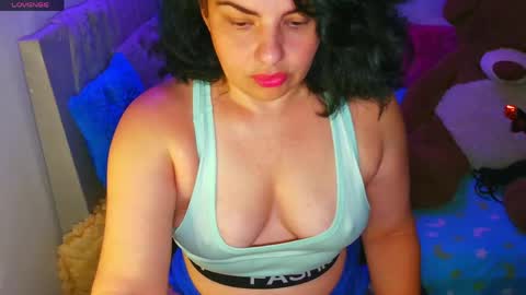 Ana online show from May 31, 12:12 pm