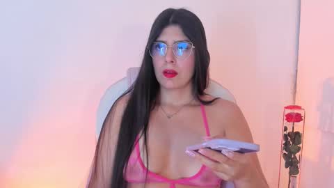 Snapshot of anastaciablake chatting on December 14, 11:42 pm Anastacia online show from December 14, 11:42 pm