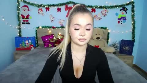 anastacyyellig online show from December 20, 11:16 pm