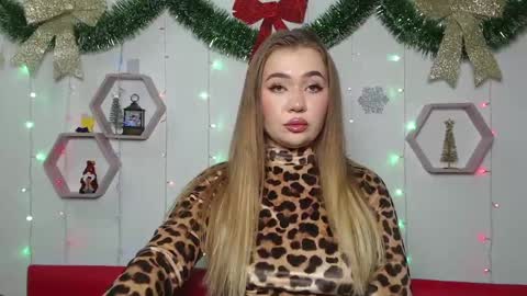 anastacyyellig online show from January 11, 6:24 am