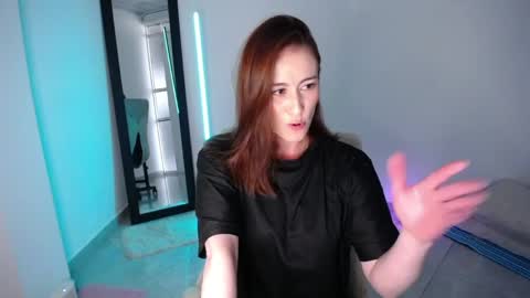 Snapshot of anastasia_doll8 chatting on April 13, 9:42 pm anastasia_doll8 online show from April 13, 9:42 pm