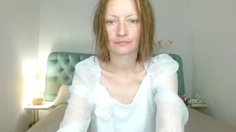 Stacy online show from June 3, 9:42 pm
