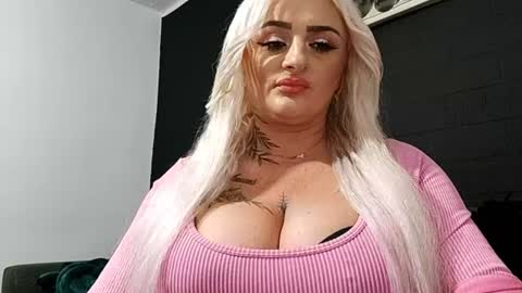 Snapshot of anastasiaamore chatting on July 17, 10:47 pm AnastasiaAmore online show from July 17, 10:47 pm