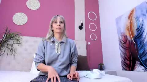 Snapshot of anastasiapriest chatting on June 11, 11:41 am anastasia online show from June 11, 11:41 am