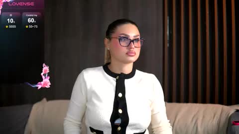 Snapshot of anastasyanoir chatting on November 30, 11:03 am AnastasyaNoir online show from November 30, 11:03 am