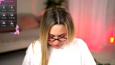 Snapshot of anastasyanoir chatting on December 15, 5:55 am AnastasyaNoir online show from December 15, 5:55 am