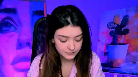 Ana online show from December 19, 2:35 pm