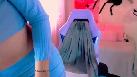 Snapshot of anaughty_kitten chatting on October 30, 3:24 pm Tatiana I was Latingoddess69 online show from October 30, 3:24 pm