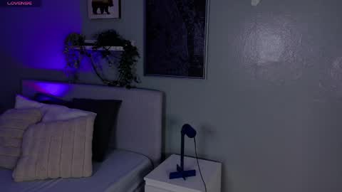 Snapshot of anavicc__ chatting on April 6, 10:16 am Kendra online show from April 6, 10:16 am