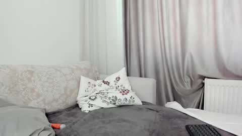 Andreea online show from February 14, 10:38 am