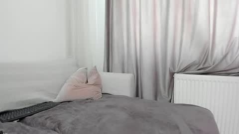 Andreea online show from February 25, 10:04 am