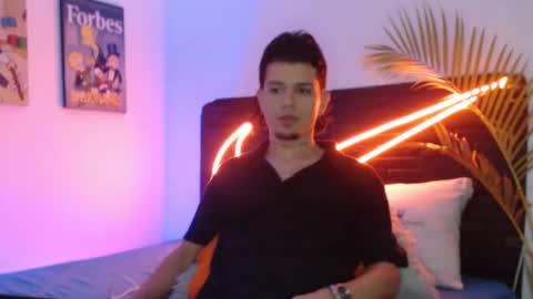 andersonZ98 online show from December 16, 6:51 am