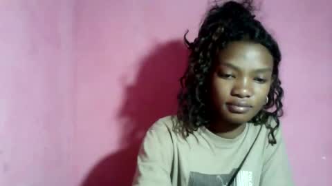 andohh237973 online show from April 13, 12:27 am