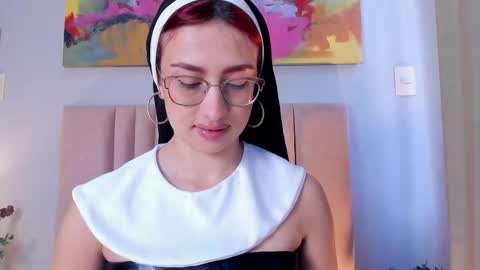 Andra Cyrus online show from October 31, 11:55 am