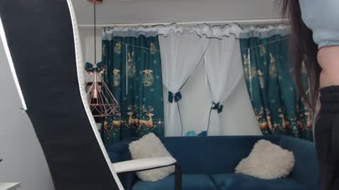 Snapshot of andrahart_ chatting on January 25, 12:17 am AndraHart online show from January 25, 12:17 am