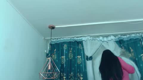 Snapshot of andrahart_ chatting on March 7, 2:46 am AndraHart online show from March 7, 2:46 am
