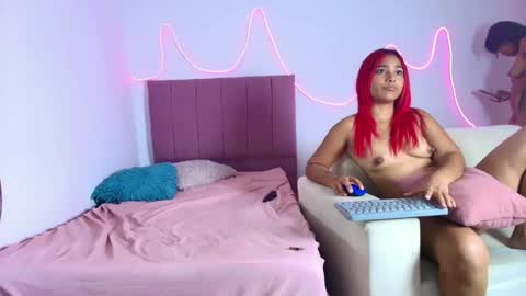 Snapshot of andre_lezcano chatting on April 8, 9:37 pm andre_lezcano online show from April 8, 9:37 pm
