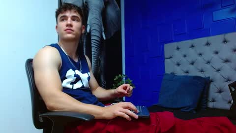 Andre Parker online show from March 3, 11:46 pm