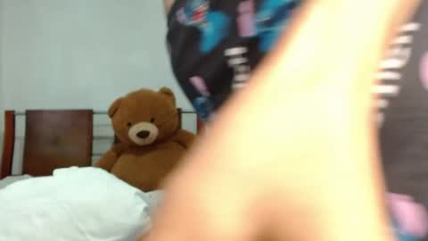 Snapshot of andre_sky_ chatting on March 14, 7:08 pm A l e online show from March 14, 7:08 pm