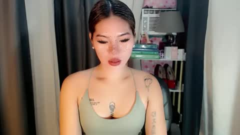 andrea06121998 online show from June 8, 4:40 pm