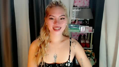 andrea06121998 online show from June 22, 6:05 pm